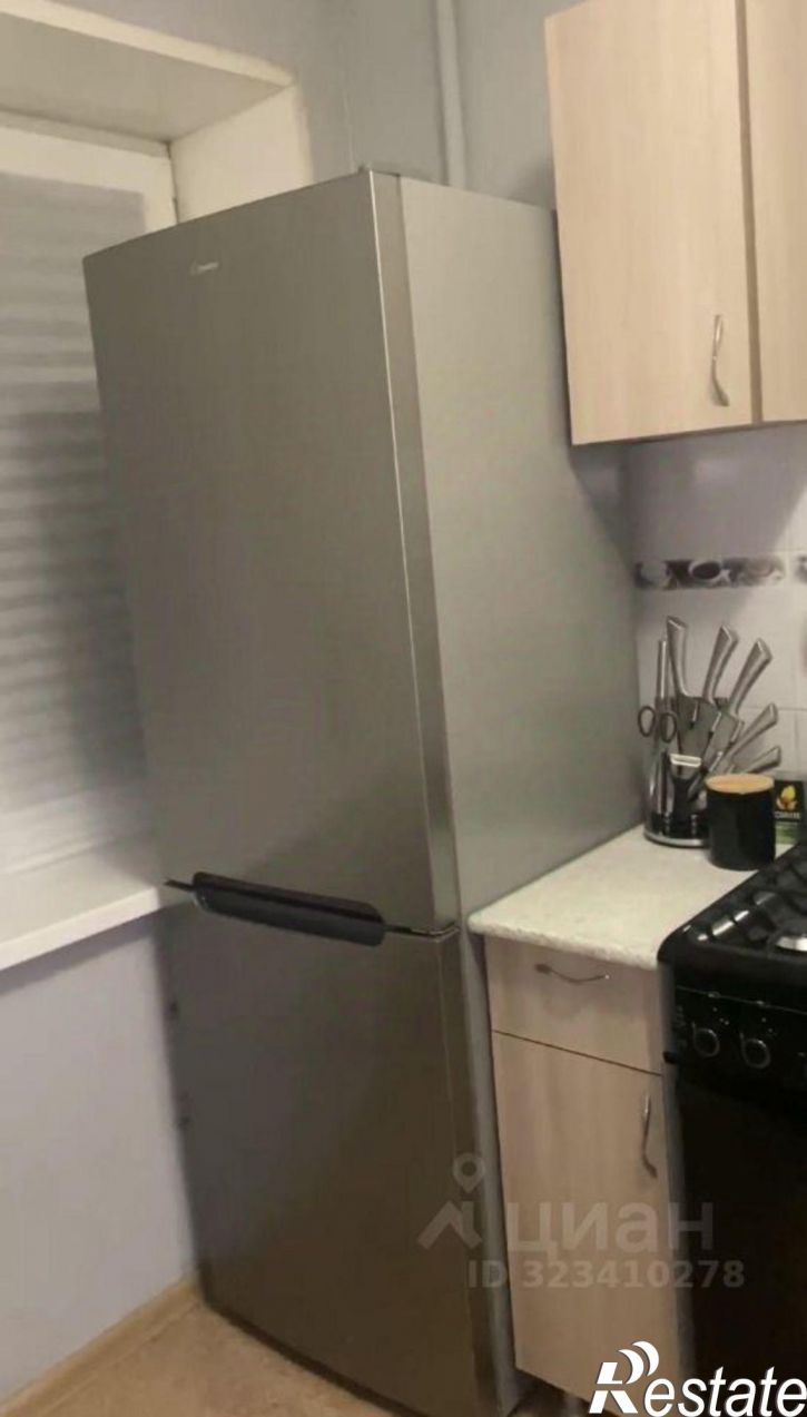 1-комн квартира пл Труда, 19,  д. 19