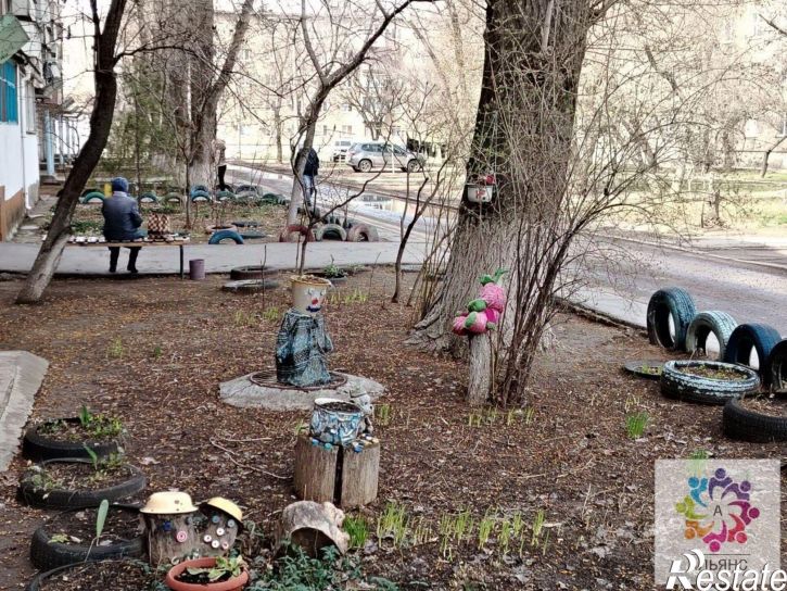 2-комн квартира улица Горького, 13,  д. 13