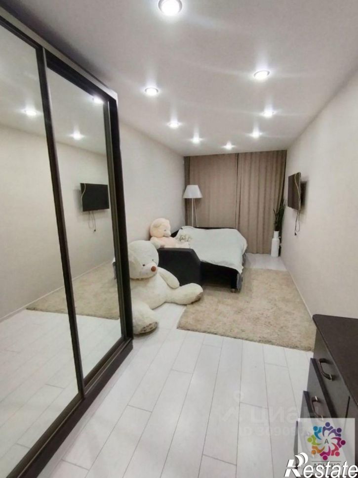 3-комн квартира Молодёжная улица, 14,  д. 14