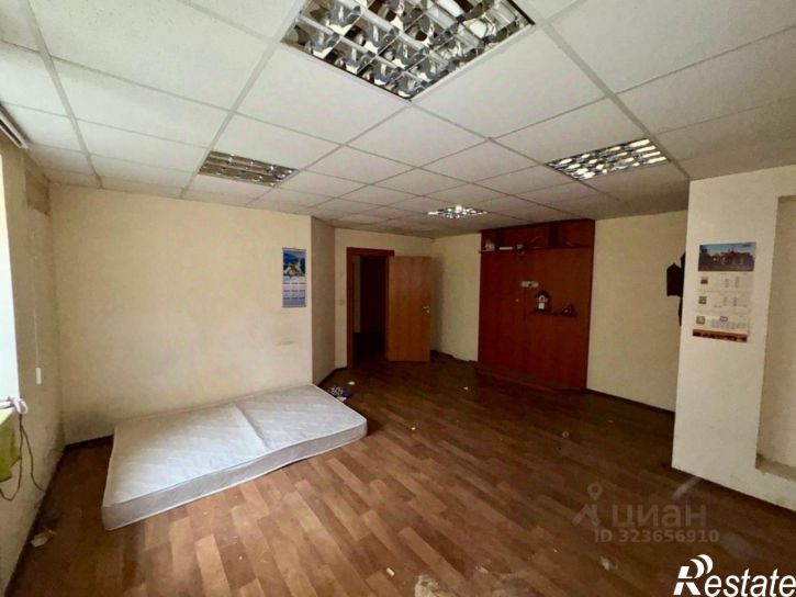 4-комн квартира ул им генерала Карбышева, 5,  д. 5