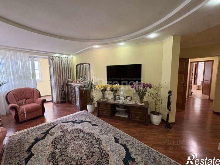 4-комн квартира пр-кт Дружбы, 107,  д. 107