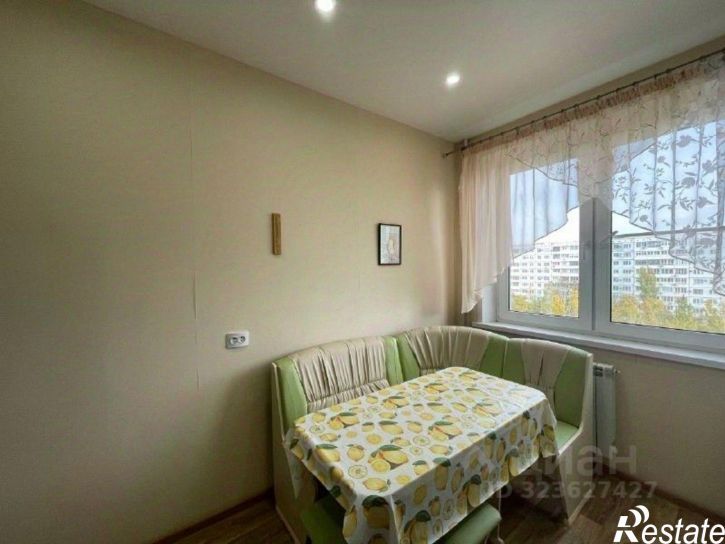 2-комн квартира улица Карбышева, 160,  д. 160