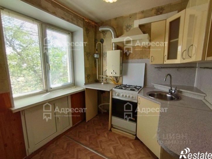 2-комн квартира Луганская улица, 5,  д. 5