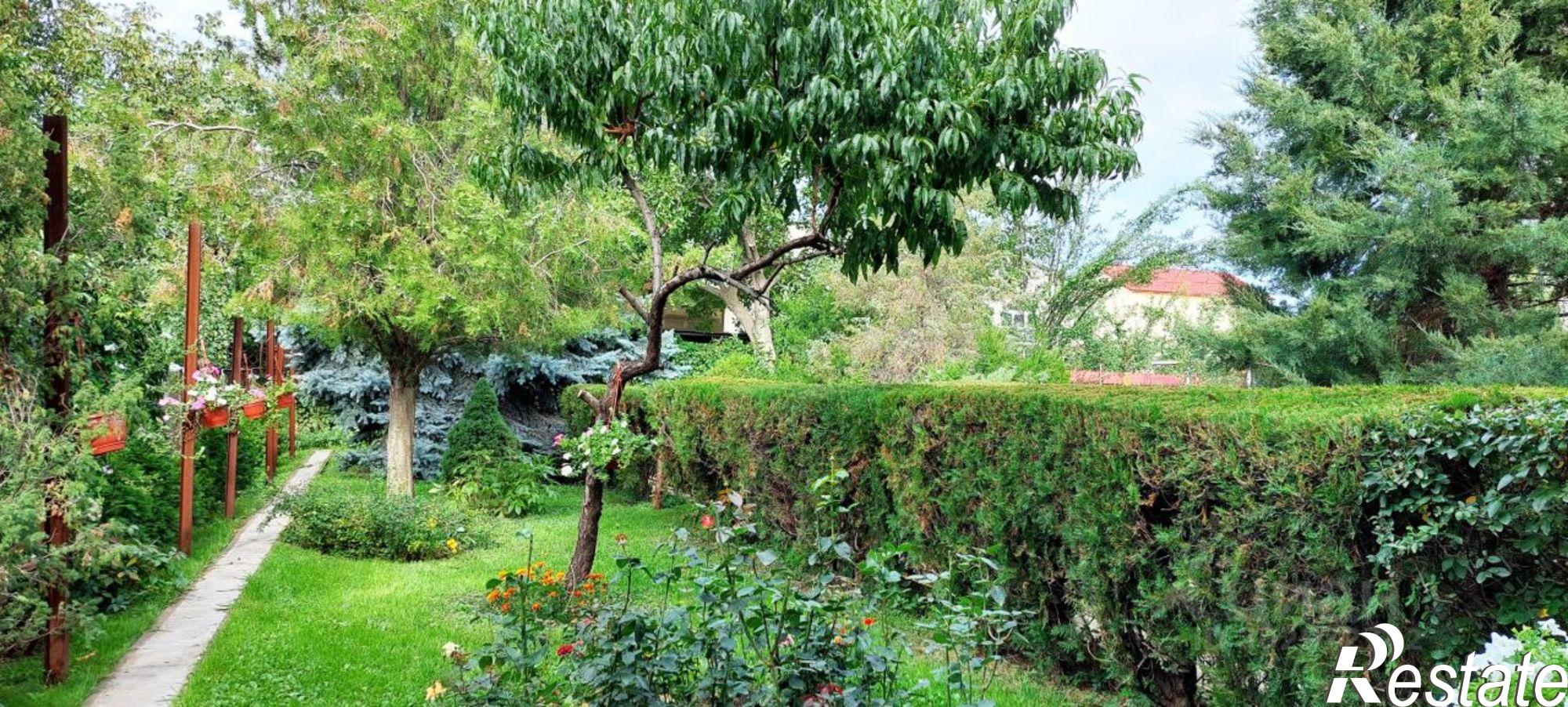 Купить дачу, дом, коттедж за 14 999 000 рублей на Новгородская улица, 33