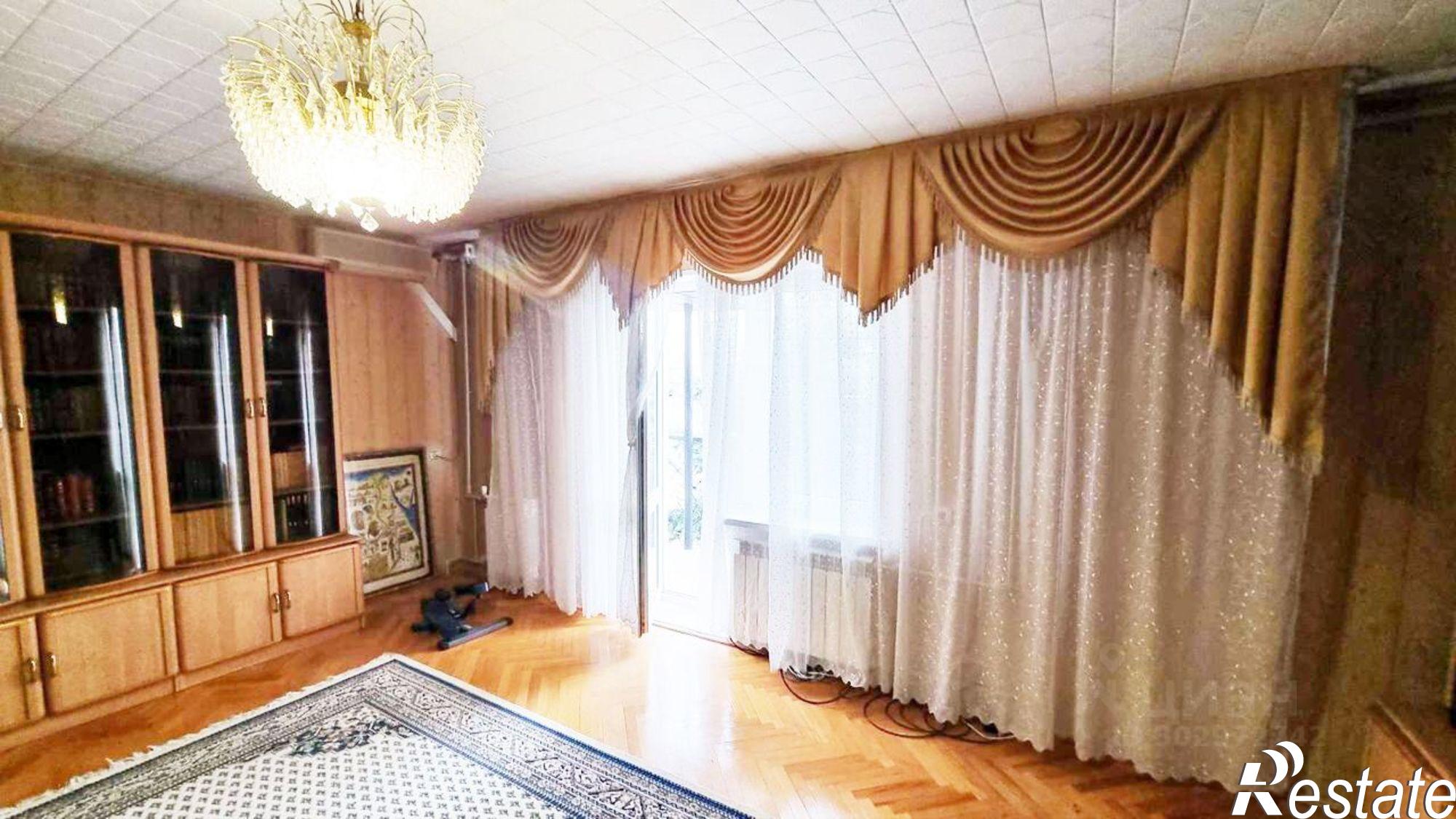 Купить дачу, дом, коттедж за 14 999 000 рублей на Новгородская улица, 33