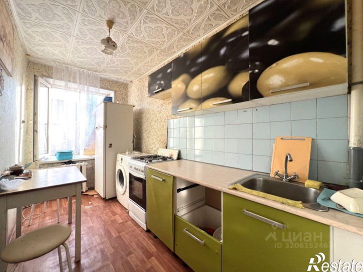 4-комн квартира Оломоуцкая улица, 27,  д. 27