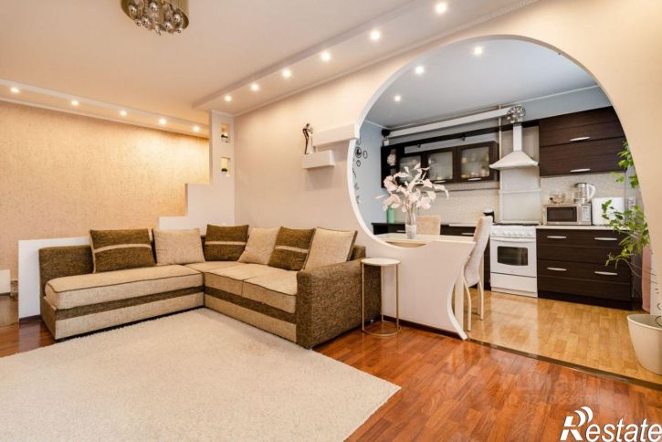 3-комн квартира улица Мира, 150А,  д. 150А