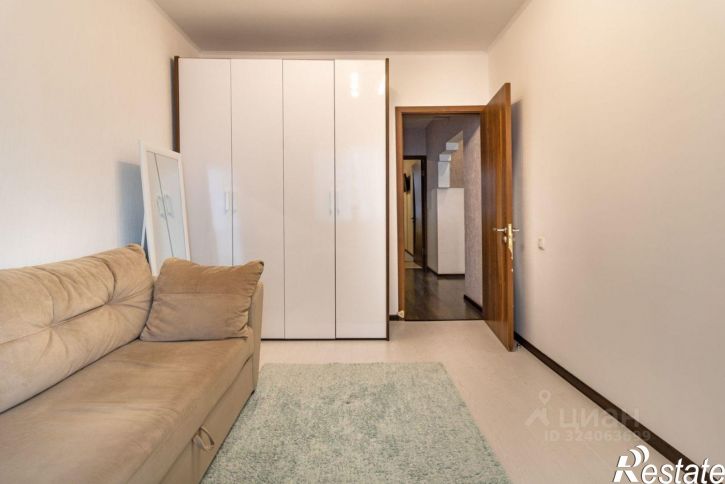 3-комн квартира улица Мира, 150А,  д. 150А