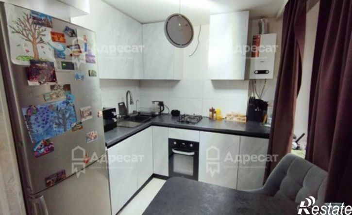 3-комн квартира улица Космонавтов, 11,  д. 11