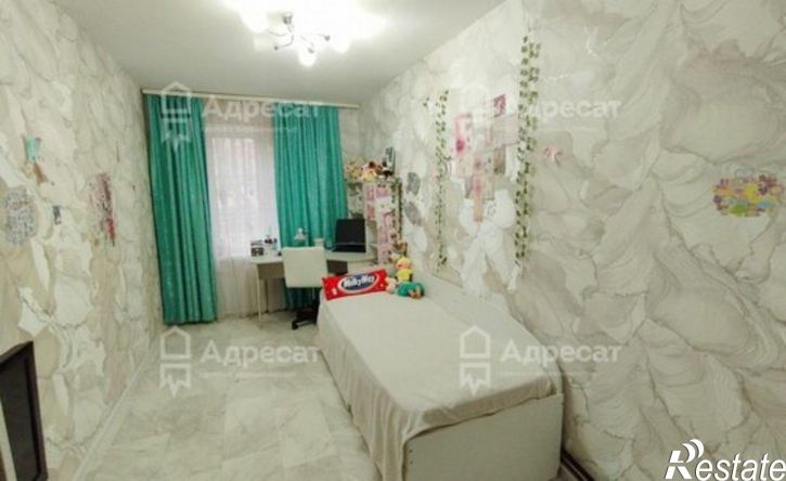 3-комн квартира улица Космонавтов, 11,  д. 11