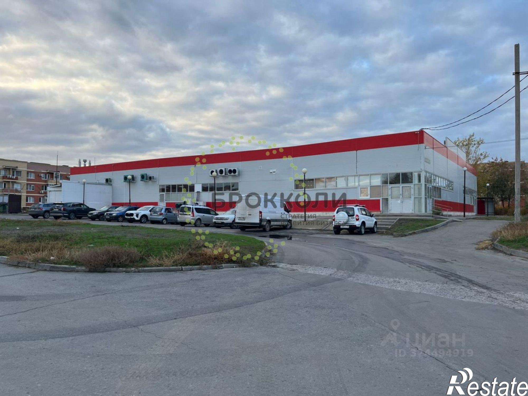 Сдать торговое помещение за 920 990 рублей на Набережная улица, 12Л