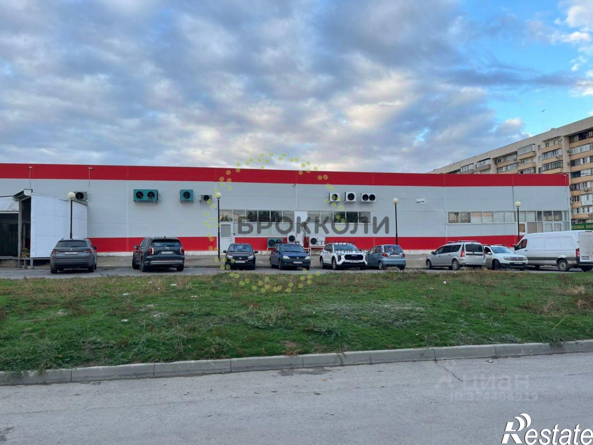 Сдать торговое помещение за 920 990 рублей на Набережная улица, 12Л