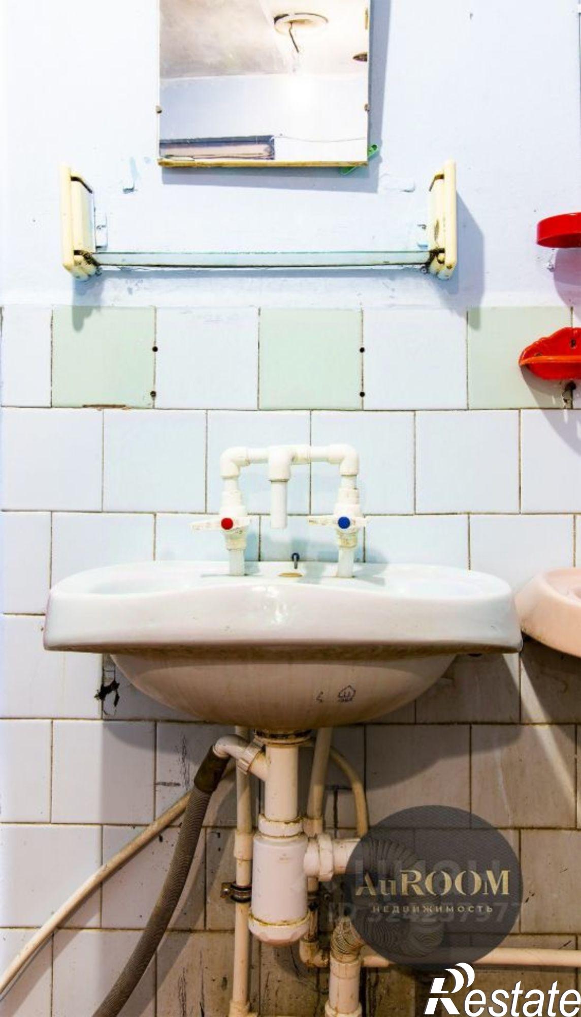 Купить комнату за 900 000 рублей на бульвар Профсоюзов, 32