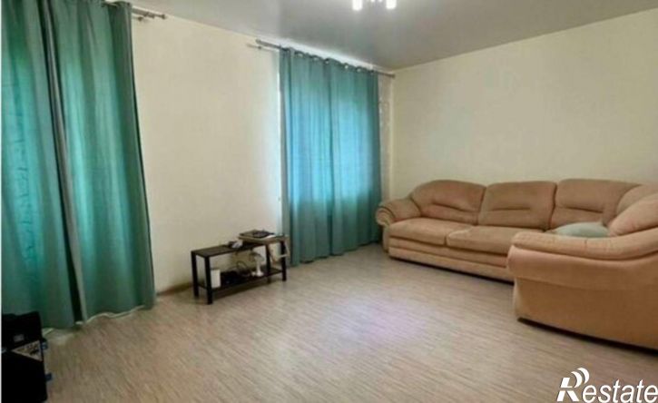 2-комн квартира улица Александрова, 43,  д. 43