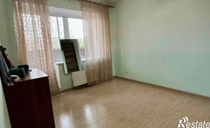 2-комн квартира улица Александрова, 43,  д. 43