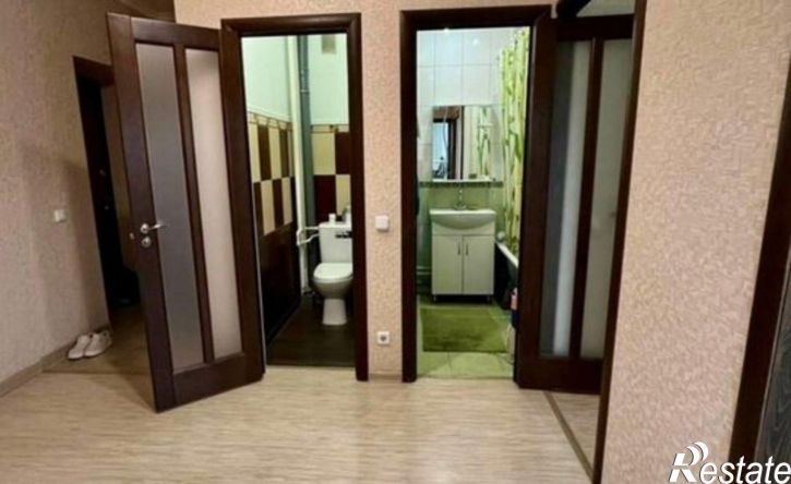 2-комн квартира улица Александрова, 43,  д. 43