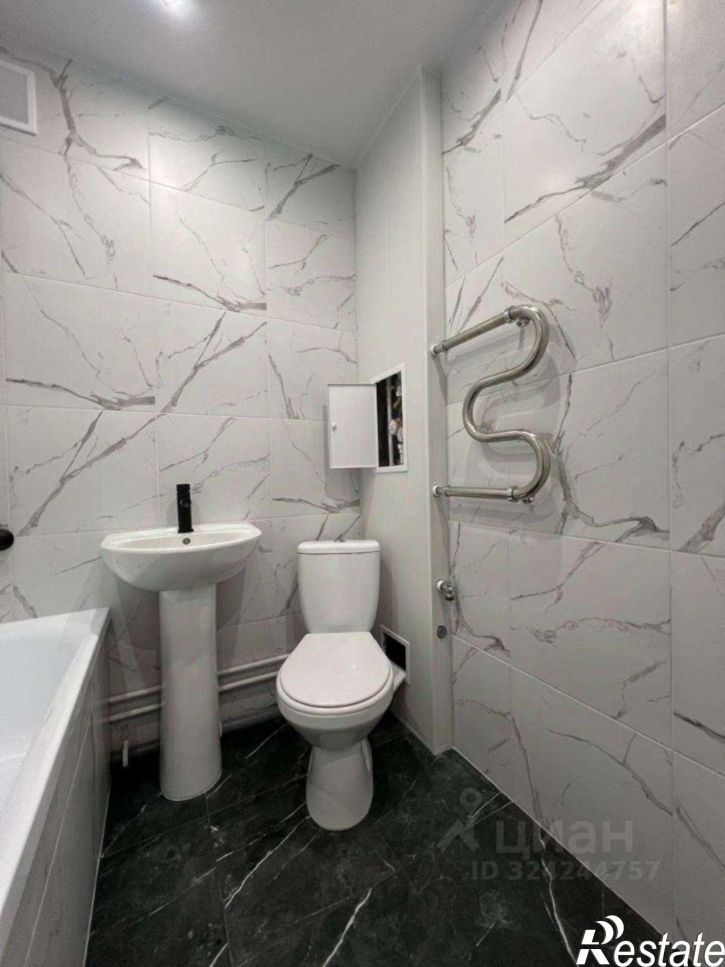 2-комн квартира ул им генерала Карбышева, 25,  д. 25