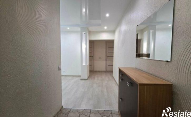 3-комн квартира улица Мира, 150,  д. 150