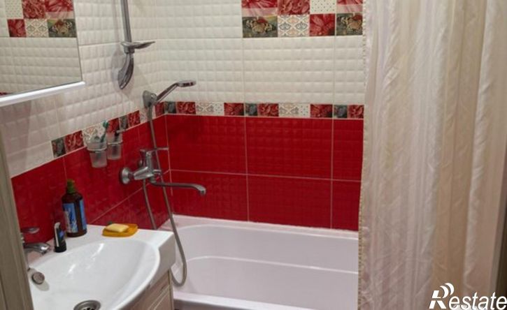 2-комн квартира ул Клавы Нечаевой, 11,  д. 11