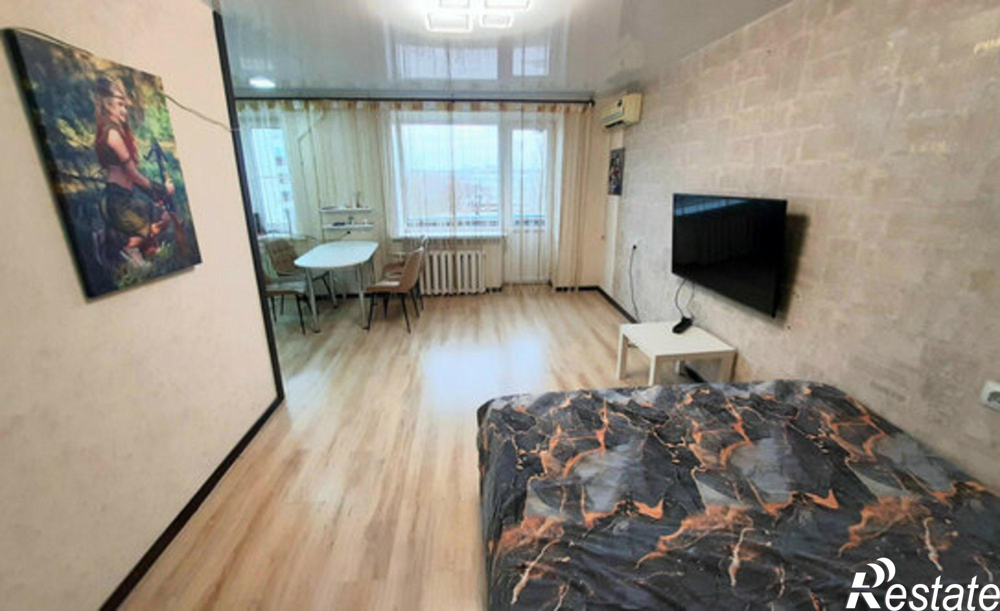 Купить квартиру за 2 800 000 рублей на улица Александрова, 3