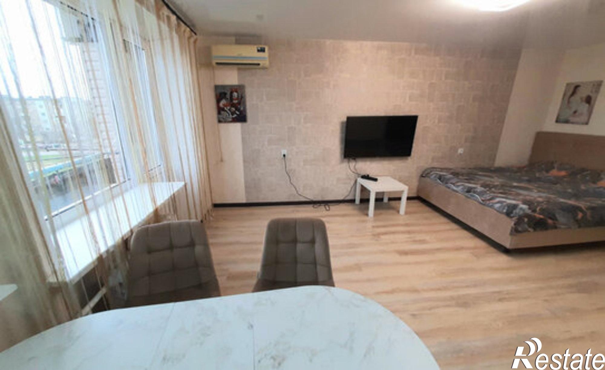 Купить квартиру за 2 800 000 рублей на улица Александрова, 3