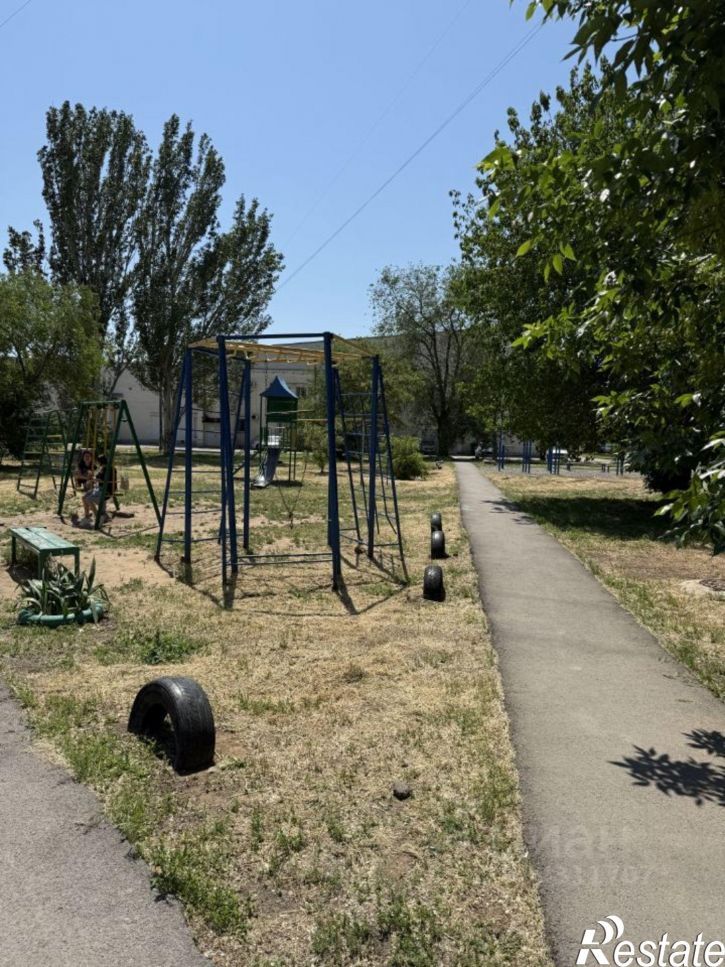 Комната б-р Профсоюзов, 13а,  д. 13а